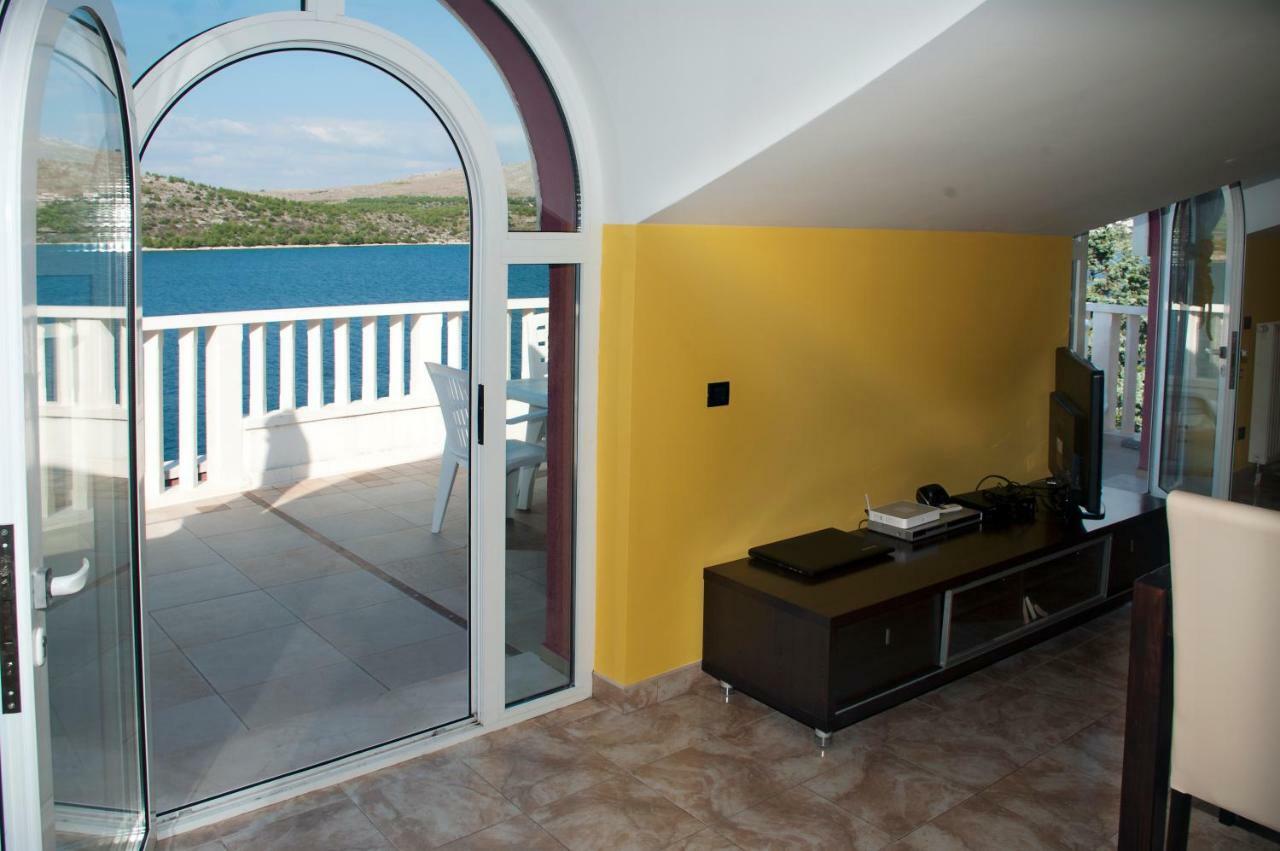 Beautiful Villa 6 Metres From Sea Grebastica Exterior photo